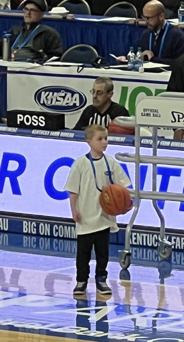 Spencer Co Boys Basketball (@spencer_boys) on Twitter photo Spencer County’s own Brady Burns on the floor ready to be a ball boy for the <a href="/KHSAA/">KHSAA Main</a> Boy’s Sweet 16 championship game!! Spencer County’s own Brady Burns on the floor ready to be a ball boy for the <a href="/KHSAA/">KHSAA Main</a> Boy’s Sweet 16 championship game!!