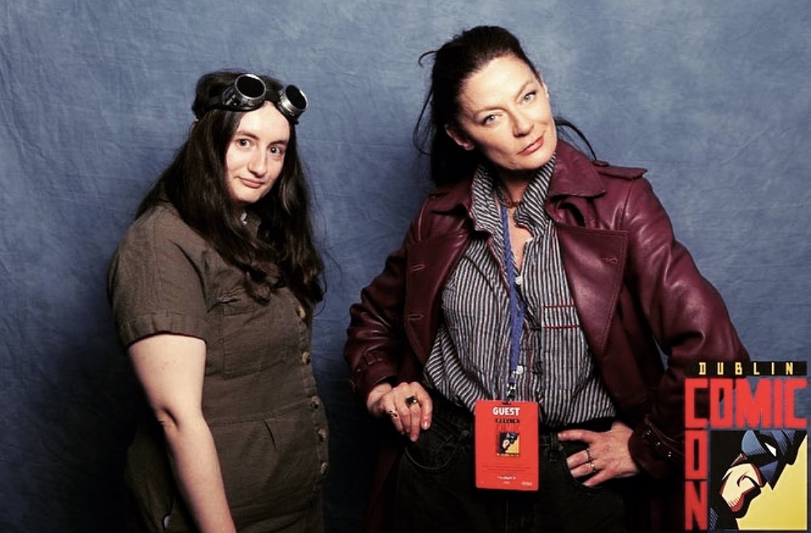elgilbert_'s tweet photo. My best girl #MichelleGomez #DublinComicCon https://t.co/uuTVsuq6EU
