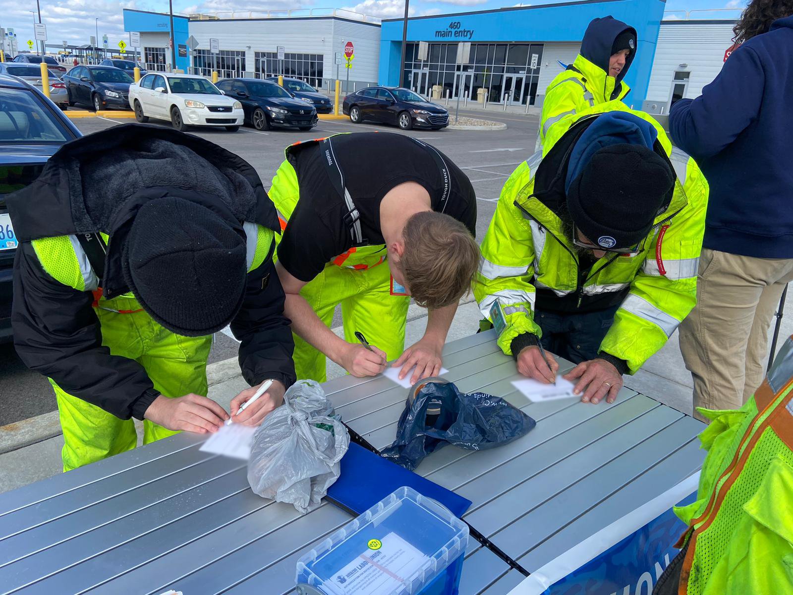 Unionize Amazon Northern Kentucky (KCVG) on Twitter "amazonlabor Not