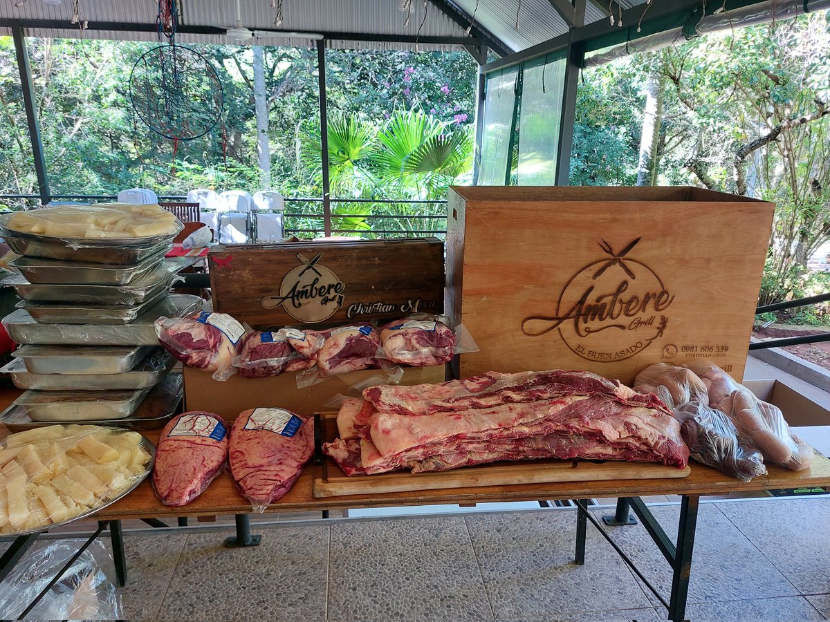 Cmeza_84's tweet photo. Servicio realizado el día de hoy en Mbatoví Ciudad de Paraguarí 🙌🏻🔥

Metimos alto tenedor libre 😎🍽

Nos vamos donde nos digan y realizamos el servicio que nos pidan 🚚💪🏻

#AmbereGrillDeGira
#AsadoParaTusEventos
#TuConsultaNoMolesta
#Escribinos
✍️🏻📲🔥🔥🔥🥩🥩🦎🇱🇺 https://t.co/pAMawpz7jp