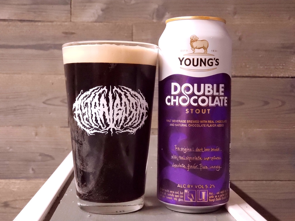 What are you drinkin' tonight? 🍺

We're throwing back the Young's Double Chocolate Stout by Eagle Brewery. 

#astralborne #beer #astralbeer #craftbeer #nowdrinking