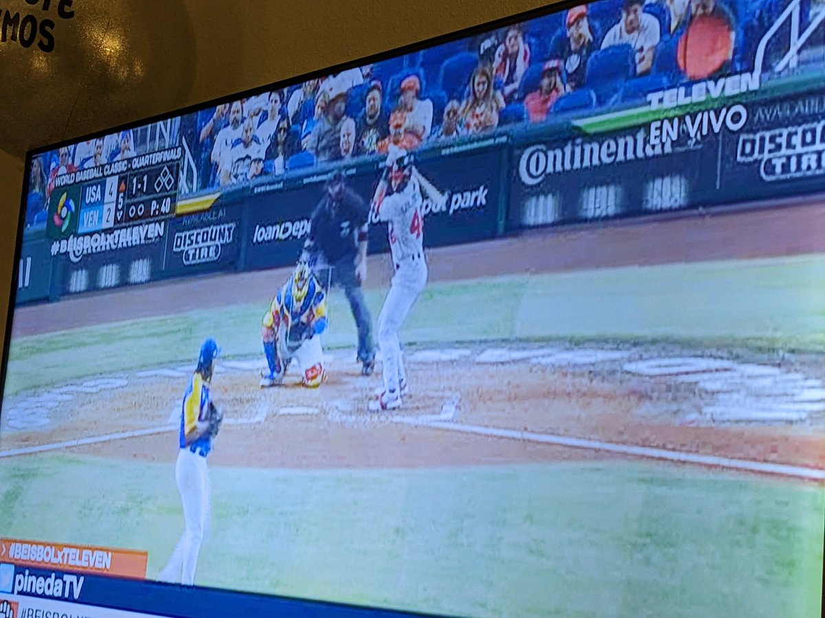 ANTONIOSOUBLETT's tweet photo. @Canal_Televen #BEISBOLXTELEVEN Disfrutando del mundial por Televen aquí en Orlando Florida Usa... Me siento en casa!!! Gracias Televen!!! https://t.co/KXHUNLIx9U