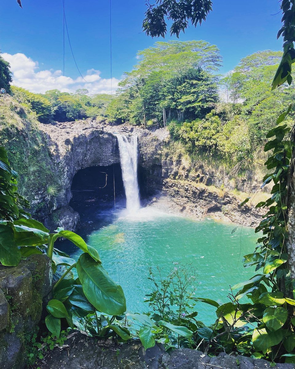 MadElene2016's tweet photo. Had a blast on the Big Island #Hawaii #HI #islandlife #waterfalls #Rainbowfalls https://t.co/MBBoihHlnY