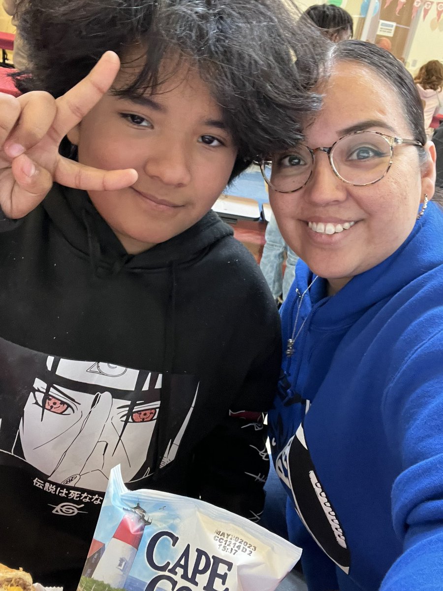 descubrecon_Pri's tweet photo. Brought my family to #PTACarnival2023 and we had a really good time! Thank you @PISD_Mitchell PTA #DedicatedToCaring #CommittedToExcellence
#meteor๐ช https://t.co/4lwpfKwGYS