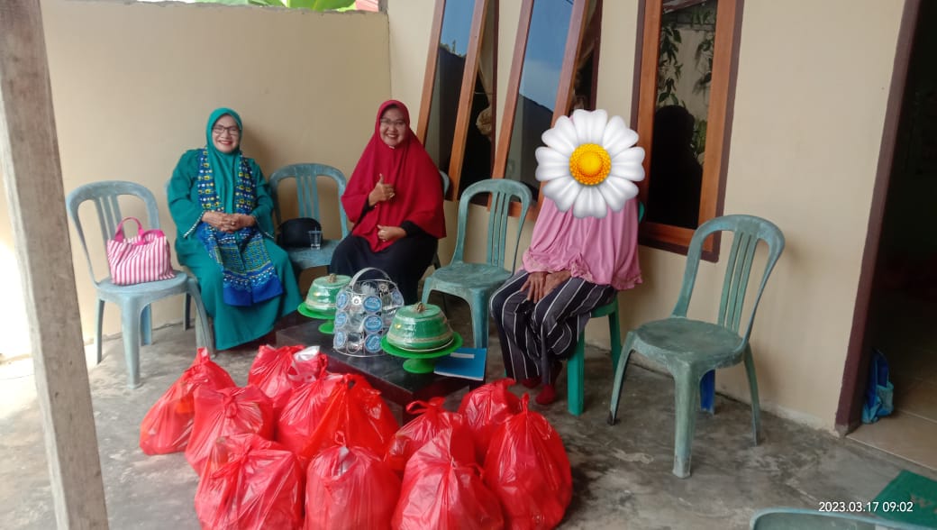 MayanNini's tweet photo. Jum'at Berkah Berbagi Sembako BKMT Kecamatan Baruga dilaksanakan di lingkup wilayah Permata Kelurahan Baruga.

#JumatBerkahBerbagiSembako
#PermataBaruga
#BKMTKecamatanBaruga
#Jumat_17Maret2023 https://t.co/LPHD3VqyO8
