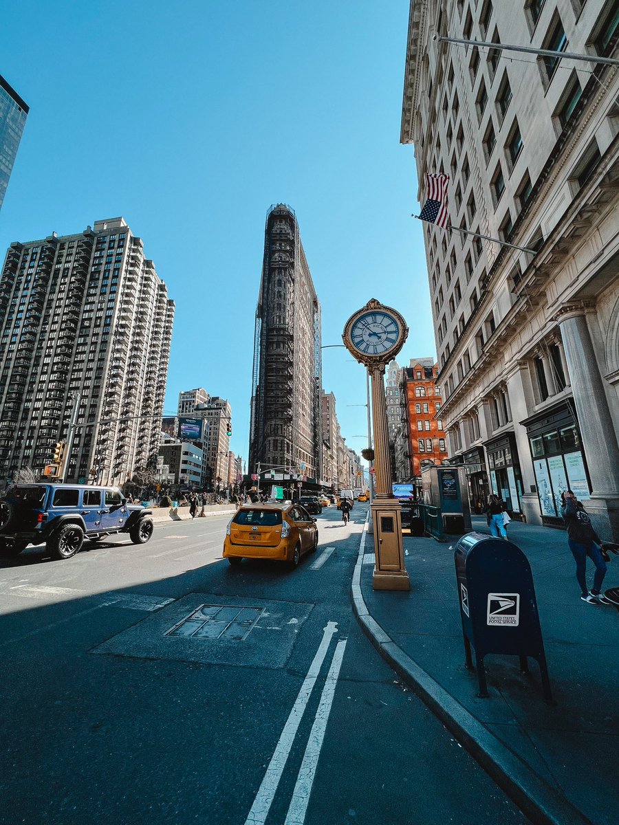 She_WhoWanders's tweet photo. I. Miss. NYC. https://t.co/WINcSm7ewZ