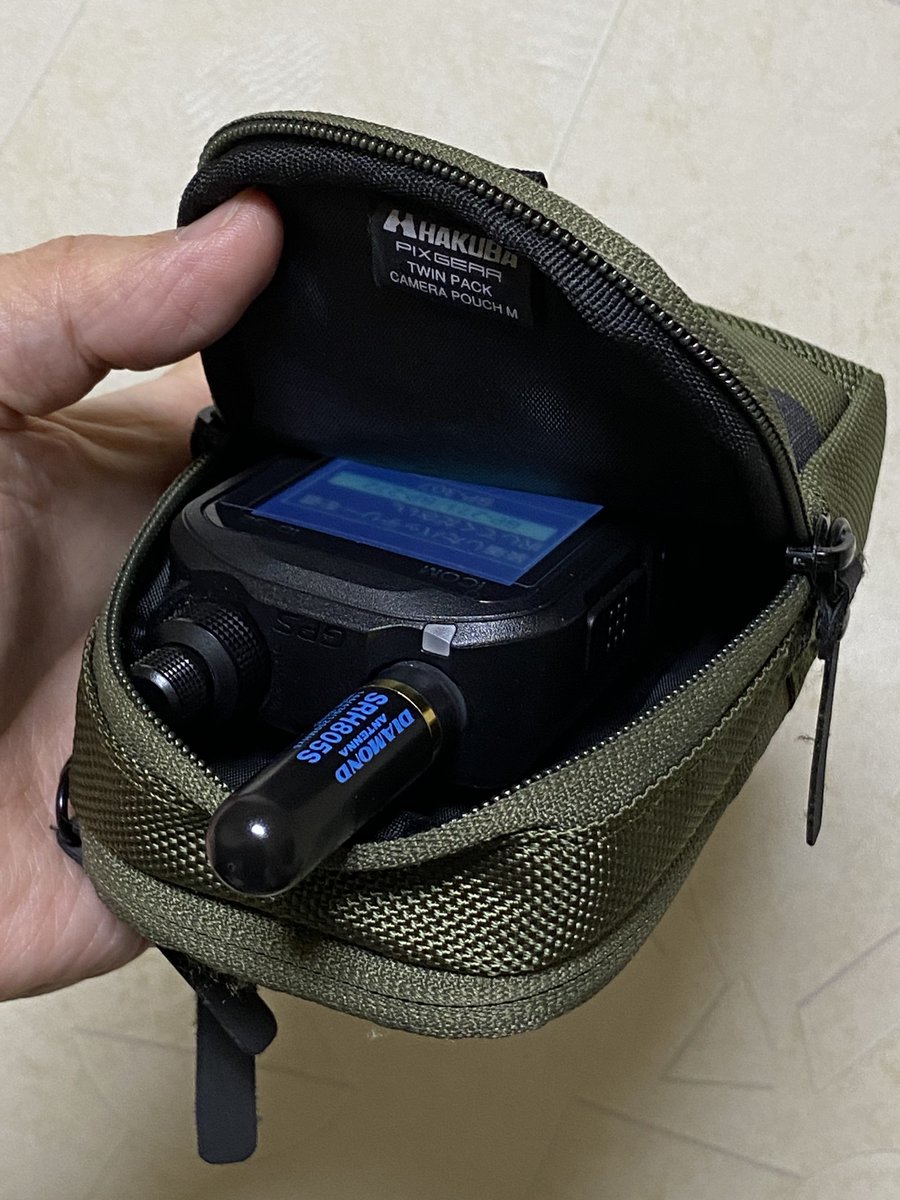 jm3lgf's tweet photo. ID-52 ＋ openSPOT4 Pro 携帯セット
#ID52 #SharkRF #openSPOT4 https://t.co/tcYOgpusuM