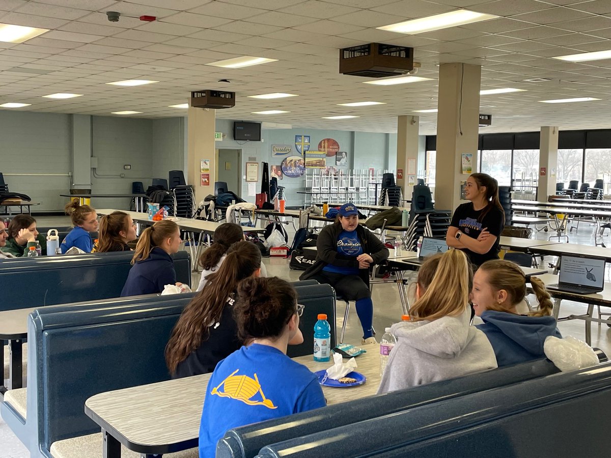 CMHFastpitch's tweet photo. Seniors Clare & Meems led a discussion on Positivity, and all players explained whom they dedicated this season to, as we ended our first week of practices.
#PowerfulWomen
#BTFs
#DidntPeeIn3Days
#SydLovesBacon
#StickTogether
#HavaDonutBro
#Fopo
#BeLikeBubba
#ItsJustUs https://t.co/zc2rBowYjM