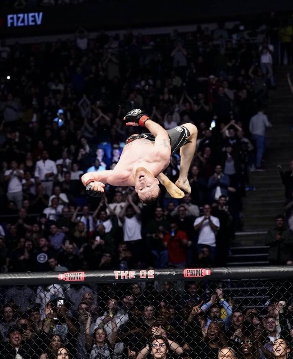 fightpicsgohard's tweet photo. Justin Gaethje (2023)

📸 @ufc https://t.co/NsvJ8jUbMK