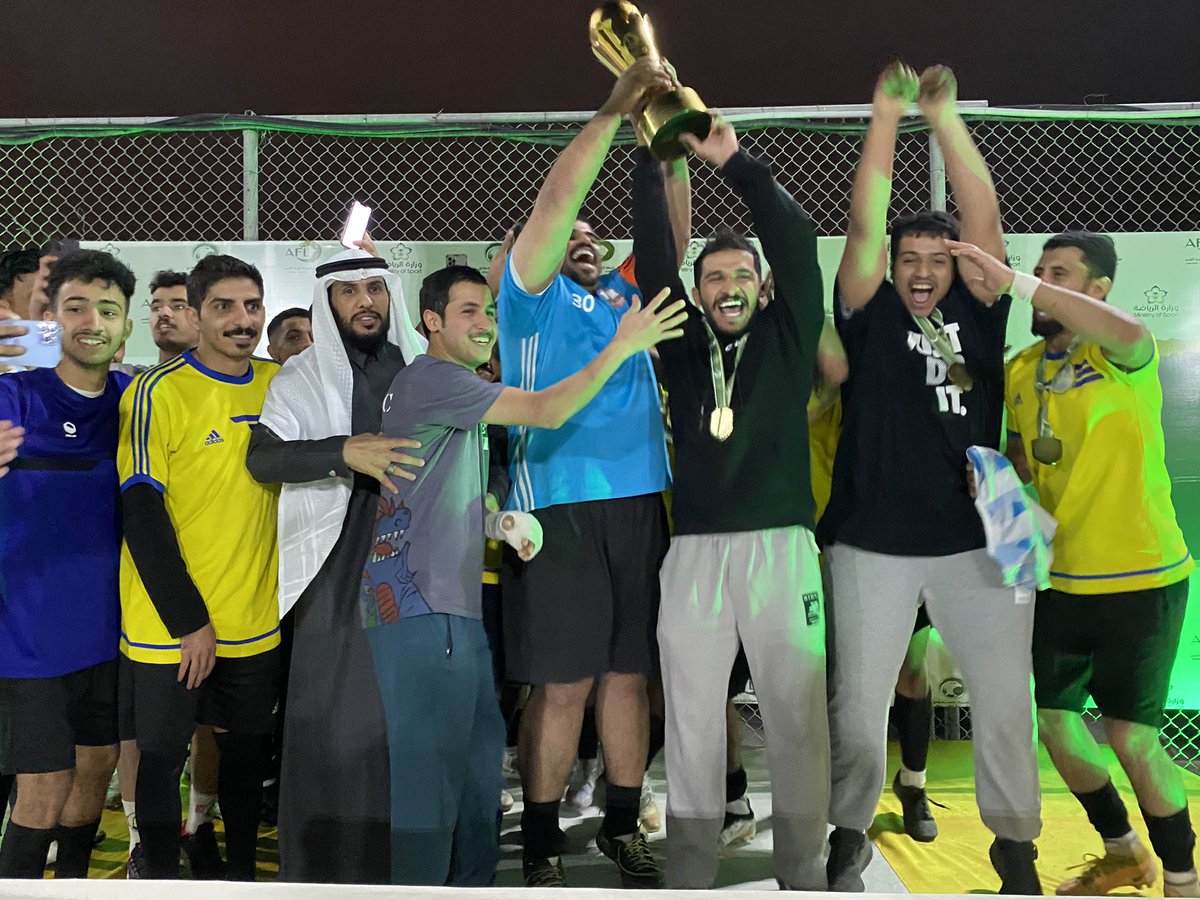7frRabe6a's tweet photo. الصفيري بطلا  لـ #كاس_الهواة_لكرة_القدم 
.

الرشيد        1️⃣ — 2️⃣       الصفيري                                            
. https://t.co/sVW7uAVf1B