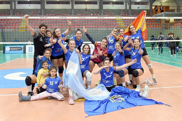 AntonioCalde43's tweet photo. Las ‘Gladiadoras’ quieren proclamarse campeonas de Liga ante sus aficionados

https://t.co/jsHVAQwi9i https://t.co/1KlPuUjqCp