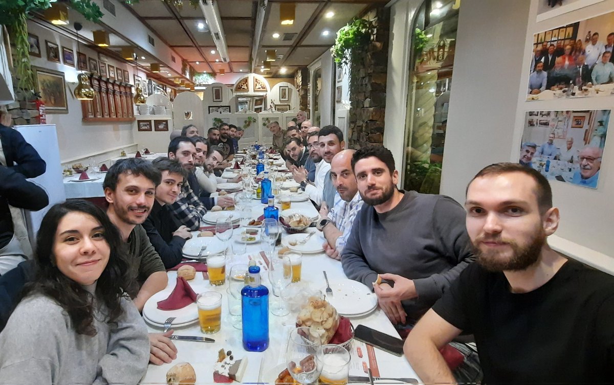 SquadALPHA_ES's tweet image. Celebrating the 10th aniverssary of the great ArmA III from @bohemiainteract

What a dinner with some members of @SquadALPHA_ES @GrupoArmados and BEAR

A salute from Spain to all the development team of @ArmaPlatform and all the arma commumity around the world!