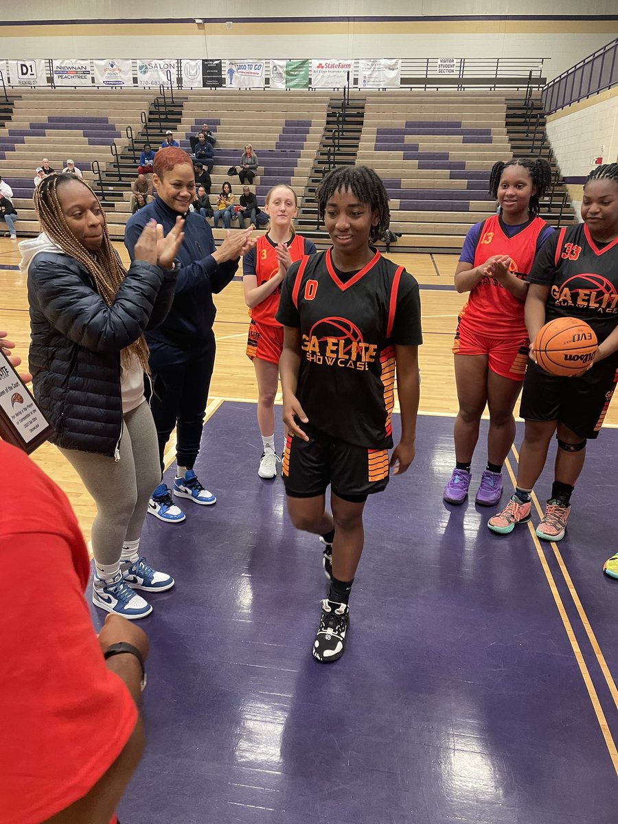 Derrick Teagle (@ths0824) on Twitter photo I love the nuggets these coaches was giving the young ladies today. <a href="/lyssae321/">COACH LY</a> <a href="/MGP_WBB/">MiddleGAPrepWBB</a> <a href="/Coach_Net11/">Mrs 'Coach Net Wallace'</a> #GeorgiaEliteShowcase <a href="/blessedsa9/">Jumaane Brawner</a> <a href="/baconnetworkllc/">Bacon Network</a> <a href="/NTHSports/">NTH Sports</a> <a href="/lacijohnson2007/">Laci Johnson</a> <a href="/lgscouting/">Len Greene</a> <a href="/85SouthSports1/">85SouthSports</a> <a href="/ps_nation_/">Prep Sports Nation</a> #Knowledge I love the nuggets these coaches was giving the young ladies today. <a href="/lyssae321/">COACH LY</a> <a href="/MGP_WBB/">MiddleGAPrepWBB</a> <a href="/Coach_Net11/">Mrs 'Coach Net Wallace'</a> #GeorgiaEliteShowcase <a href="/blessedsa9/">Jumaane Brawner</a> <a href="/baconnetworkllc/">Bacon Network</a> <a href="/NTHSports/">NTH Sports</a> <a href="/lacijohnson2007/">Laci Johnson</a> <a href="/lgscouting/">Len Greene</a> <a href="/85SouthSports1/">85SouthSports</a> <a href="/ps_nation_/">Prep Sports Nation</a> #Knowledge