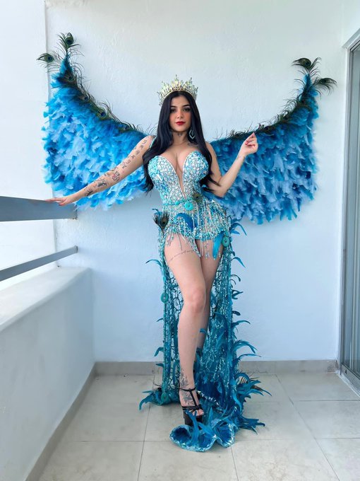 💜💙 Lista para el carnaval 😍 https://t.co/6ah2sgBrze