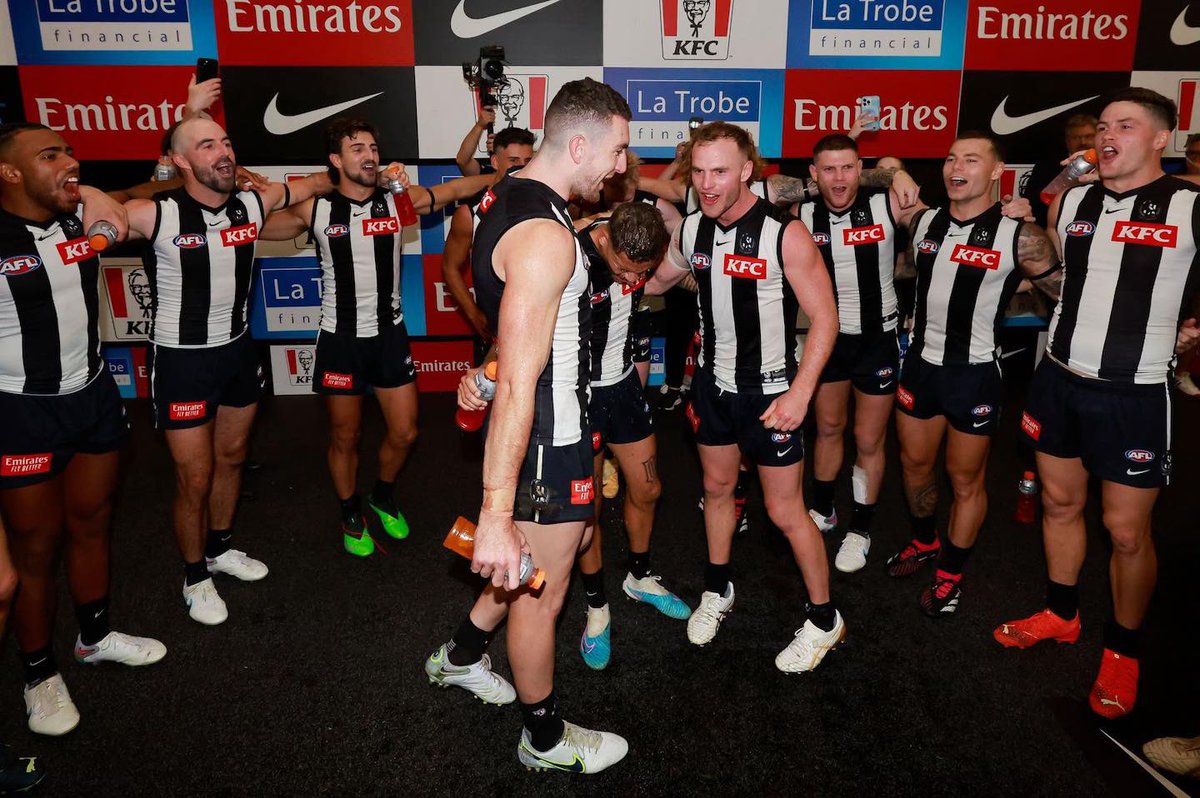 sidebysidefp's tweet photo. How good is it waking up this morning after last night’s win over the reigning premiers!! How
Good were our new recruits!! 👌 

What did you like about our win? ⚫️⚪️ https://t.co/moGRKtANXo