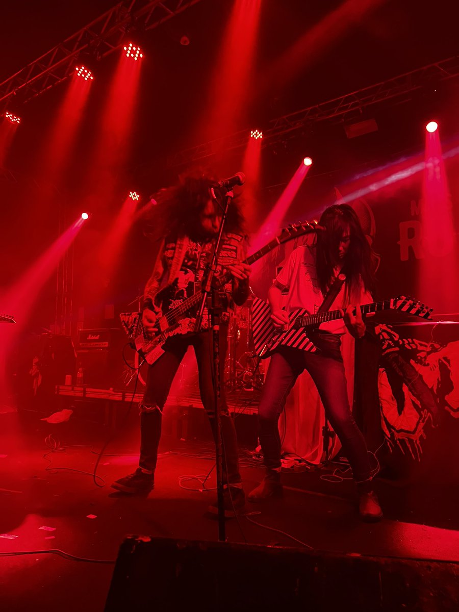 sob_controle's tweet photo. Violator no @koolmetalfest https://t.co/7i7flZBSlz