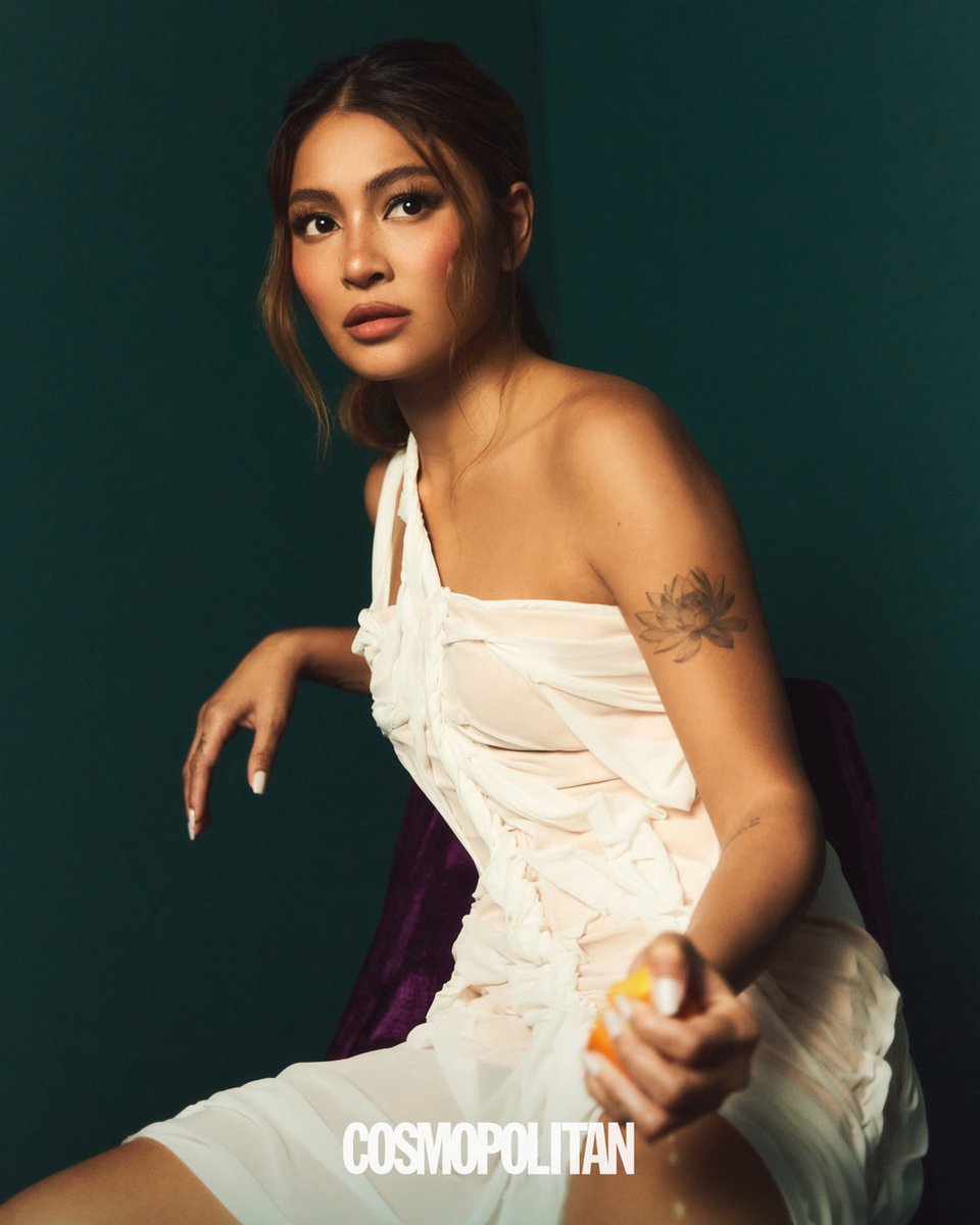 GullibleGizm0's tweet photo. "She’s an artist and a creative in every sense of the word; an active collaborator rather than someone passively posing in front of the lens."

#NadineLustre X CosmoPh https://t.co/H3TwlmAhhC