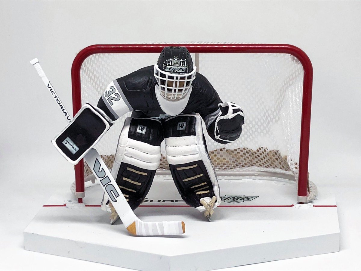 Which Kelly Hrudey set up do you prefer!???