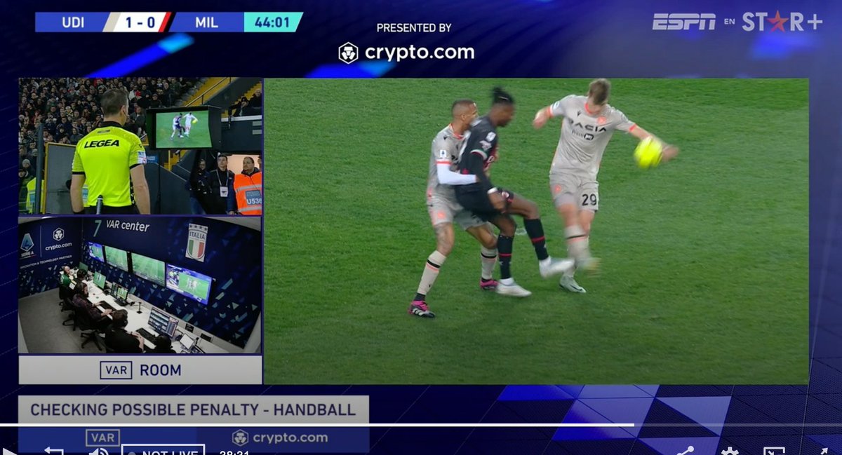 esloren's tweet image. Esa mano de Lovric
Es penal 
gracias a EL PRODUCTO #ElVAR se tiró 2 veces 
Zlatan Amo: su 1er intento fue ATAJADO x SILVESTRI

En la 2da chance cual Wanchope, la metió

El Tucu Pereyra líder Independiente se lo dedica a la de su MADRE sueca y a UN MILLÓN DE PRIMOS
#SerieA