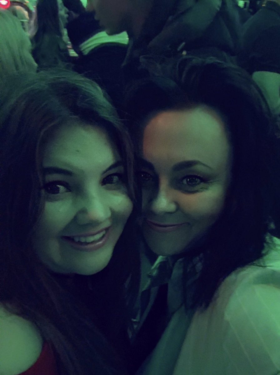 InizioBelleAme's tweet photo. A lovely evening out on the razzle with @Claudia21834778 #Drinks #Music #LotsOfDancing #FunCompany #PatricksBar #ONeills β₯οΈ https://t.co/41q92EHEQV