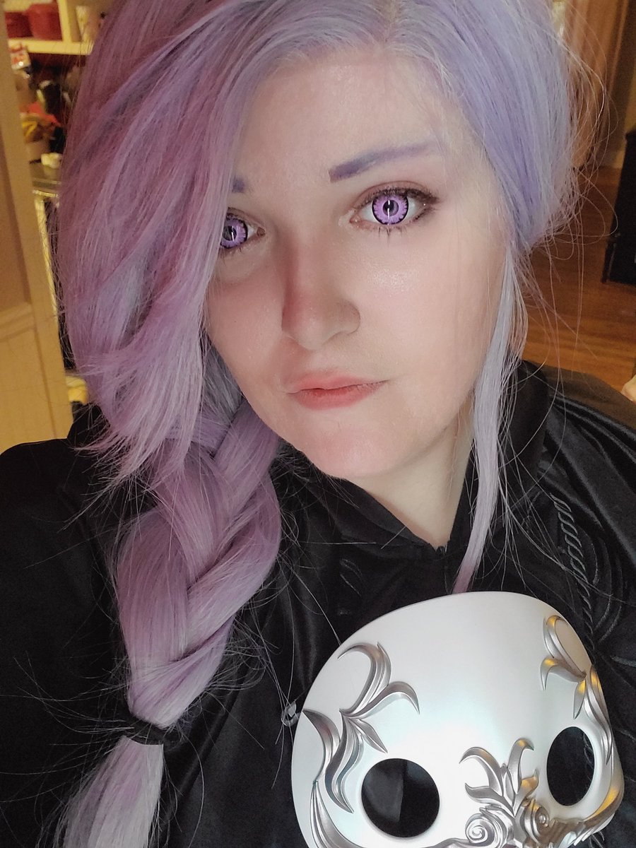inuohs's tweet photo. tbt to my #Hythlodaeus cosplay bc I never posted it anywhere other than fb 

One day we will get pics back 

#Hythlodaeuscosplay #FFXIVSelfie #ffxiv #ffxivcosplay #endwalker #endwalkerspoilers https://t.co/ir7gCCZFaa
