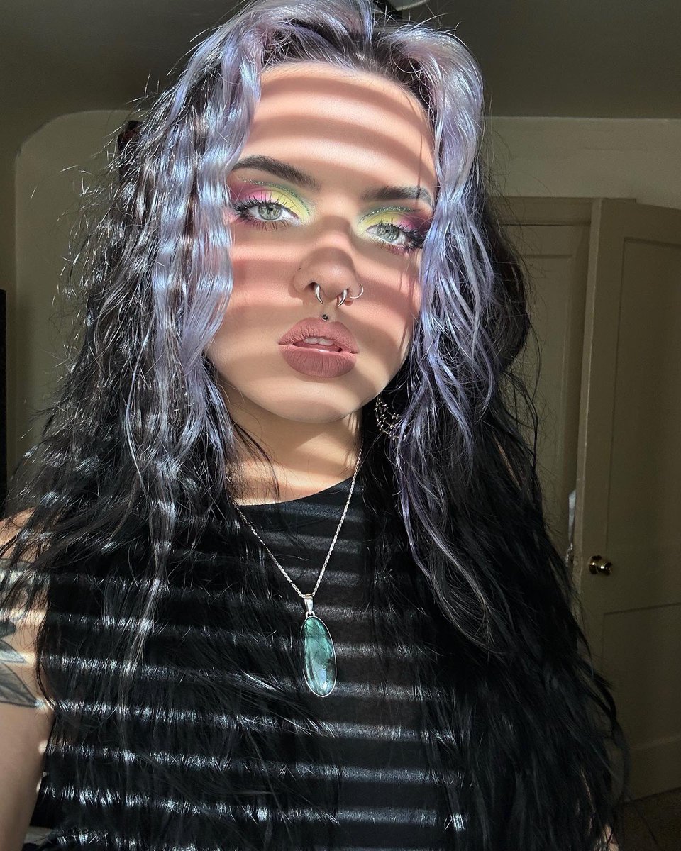 TheMaddiBee's tweet photo. She’s glowing ☀️ https://t.co/A3GLilFUxr