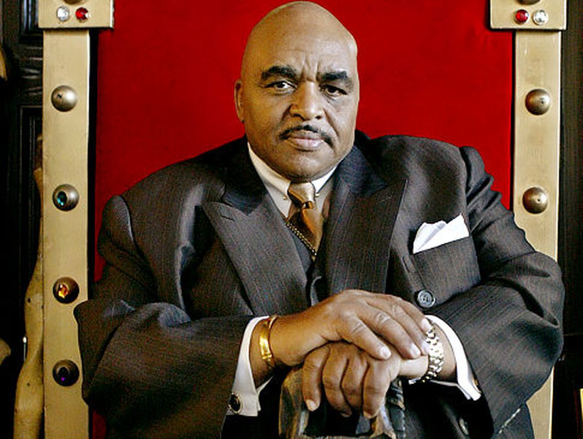 MAGNET Magazine (@magnetmagazine) on Twitter photo Happy birthday #SolomonBurke. His Majesty, the King. Read about #theRosewoodThieves’ <a href="/solomonburke/">Solomon Burke</a> tribute EP: magnetmagazine.com/2009/02/06/the… Happy birthday #SolomonBurke. His Majesty, the King. Read about #theRosewoodThieves’ <a href="/solomonburke/">Solomon Burke</a> tribute EP: magnetmagazine.com/2009/02/06/the…