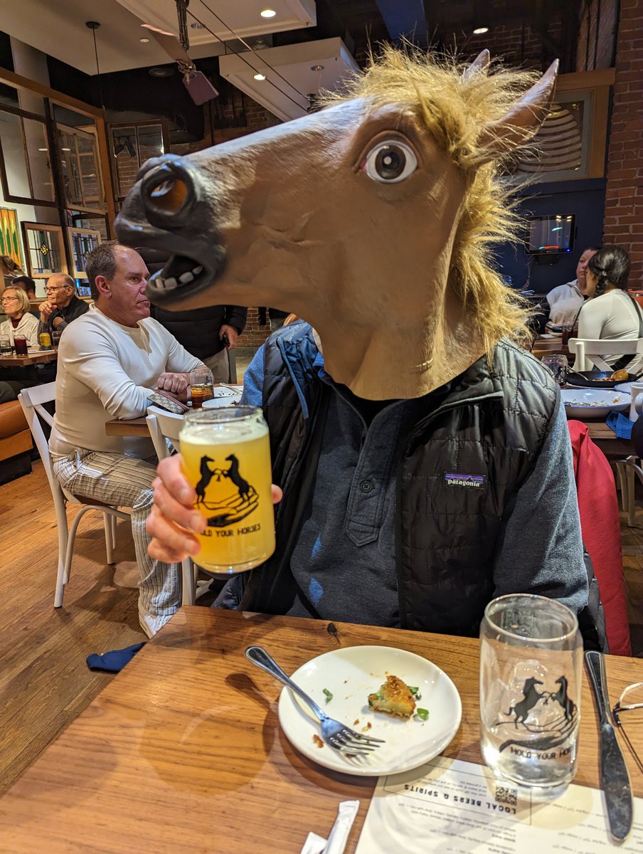 runacceptable's tweet image. I finish what I start #beer #beermile #icegirdle #horse #Tuesday #horseplay #eatingaface