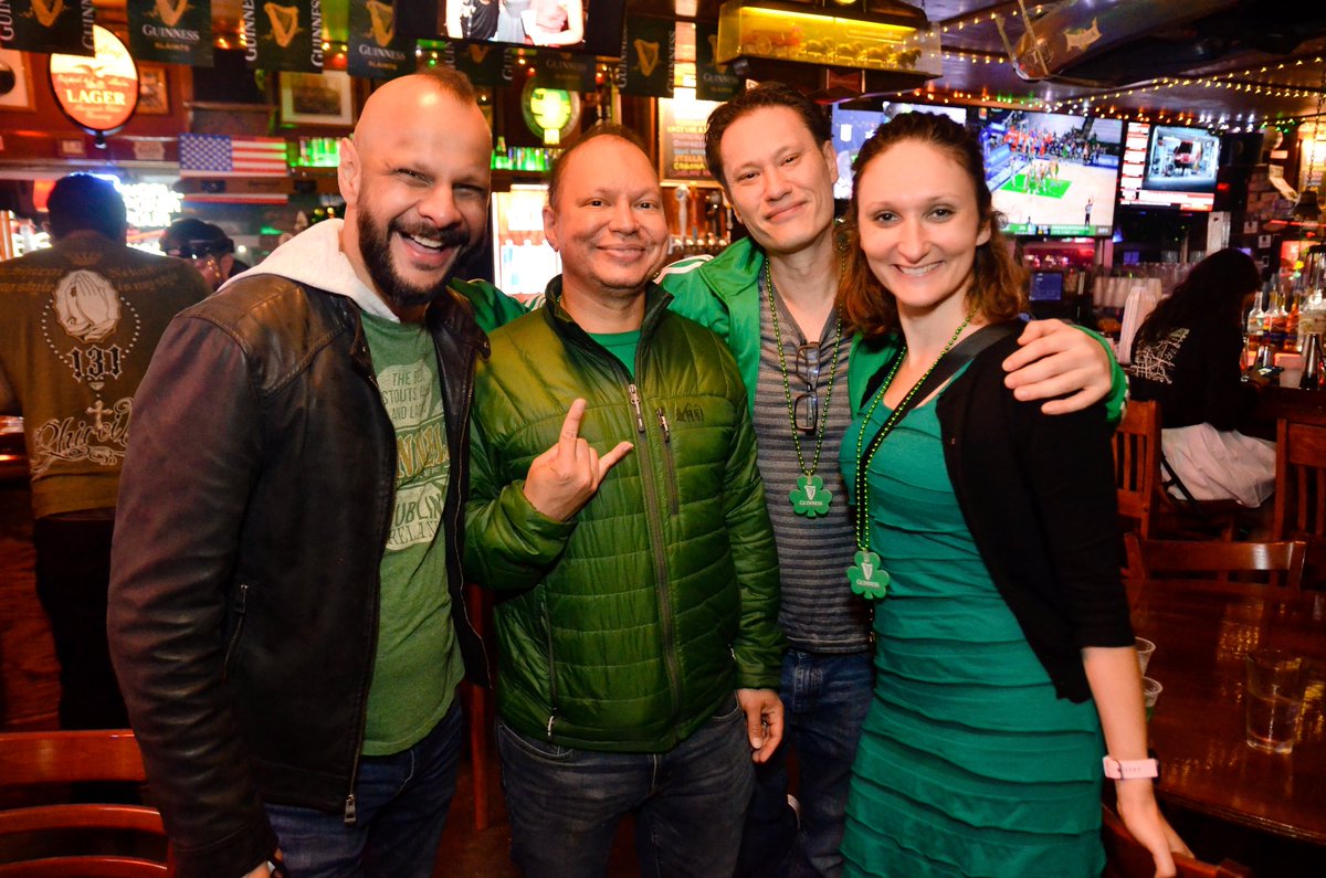 Keep the St. Patrick’s Day spirit alive one more day! Bar opens at 9pm. #saturdaynight