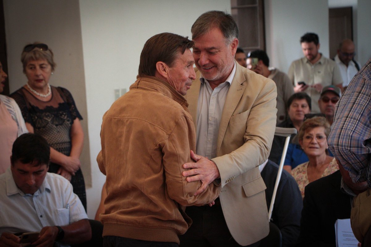 ElValleDiario's tweet image. Luego de la trascendental constitución de la entidad gremial este Viernes 17 de Marzo en San Felipe, el Gerente de la Cooperativa del APR La Troya,  Humberto González Mondaca, fue electo Presidente de la Asociación Regional de Sistema de Agua Potable Rural de la Región.