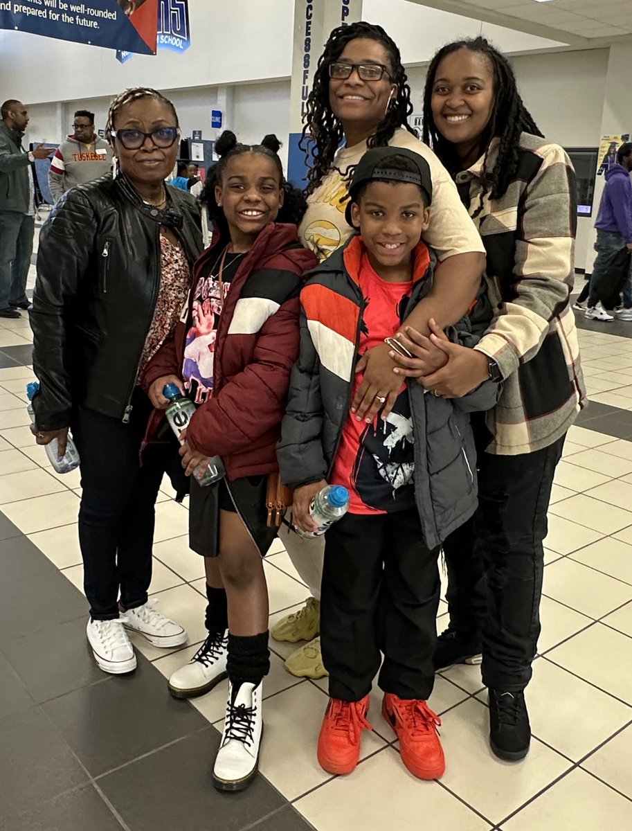 When your mom, grandma, brother, sister, and auntie all come out to support you read, you know you’re going to succeed! #ncssbethebest #mediafest2023
