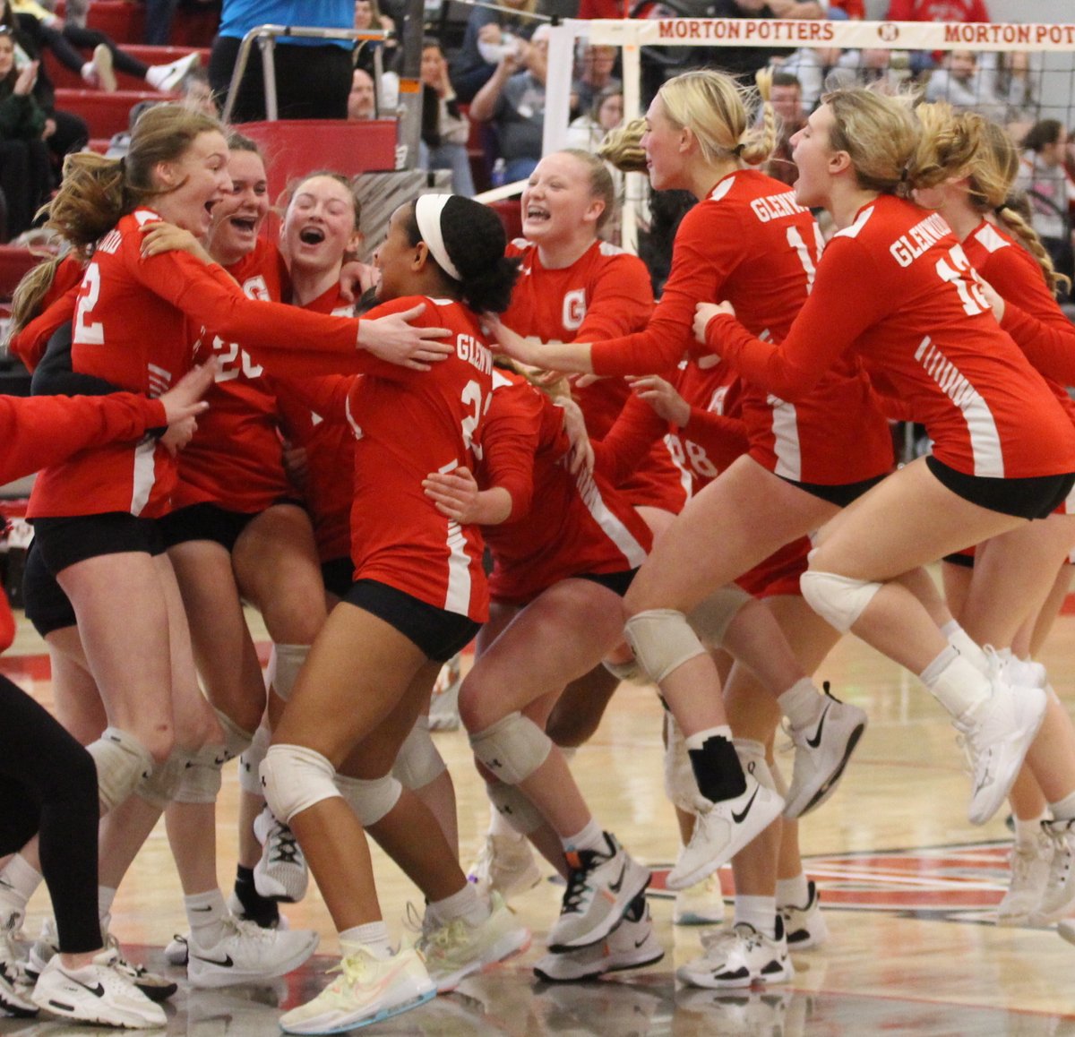 ChathamClarion's tweet photo. Back to back state champions, Glenwood Middle School 8th grade girls volleyball.

22-0 last year as 7th graders; 30-0 this year. Only two sets lost in 52 matches.

Congratulations! https://t.co/3obKr7y9yJ