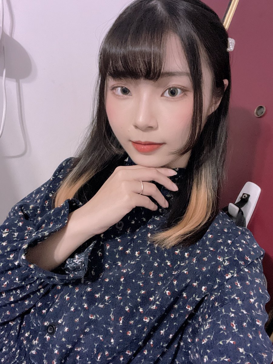 pww19's tweet photo. 純良臉… https://t.co/oc8t8JIml8
