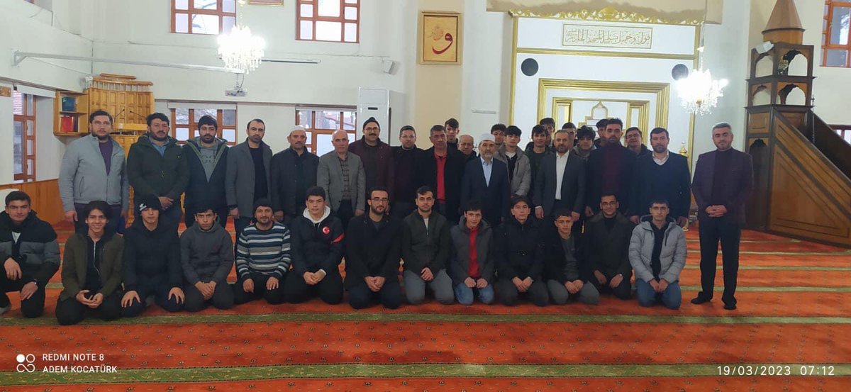 24Burhancakir's tweet photo. Bu Sabah Bedirden Çanakkaleye Çanakkaleden bu güne kadar Tüm Şehitlerimizi ve Özellikle Çanakkale Şehitlerimizi Seher vaktinde Dualarla yad ettik. Şühedanın izinde. Gençlerle Camii Kebir’de. Rabbim tüm geçmişlerimize Rahmet eylesin. https://t.co/1eqZCrhH9T