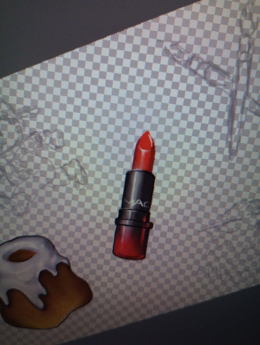 I forgot how much I absolutely LOOOOVE doodling on the PC ❤️❤️. This is part of my banner for my twitch channel. Follow me and help me get to Twitch Affiliate!! #twitchstreamer #suicidegirls #digitalart #leedleleedlelee #maclipstick twitch.tv/kimmmberlite