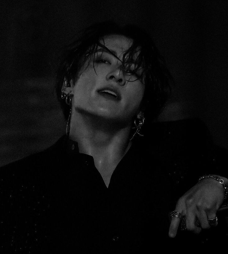 Jungkoo_gukkk97's tweet photo. I am thirsty Ami 😚😚
Come join me 😉 https://t.co/YTeuiAMmdw