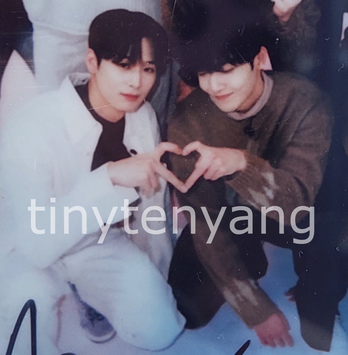 #쥬빈
🦊🫶🐰