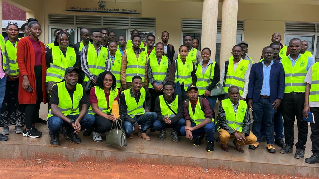 BwambaleJoabJb's tweet photo. Overall, it was an eye-opening experience, and I'm grateful to @UIPEKlaBranch and @UgandaCAA for organizing the trip. I look forward to applying what I learned in my studies and future career. #EngineeringTrip
Thank you @UIPEKlaBranch https://t.co/vR2HlXbB9T