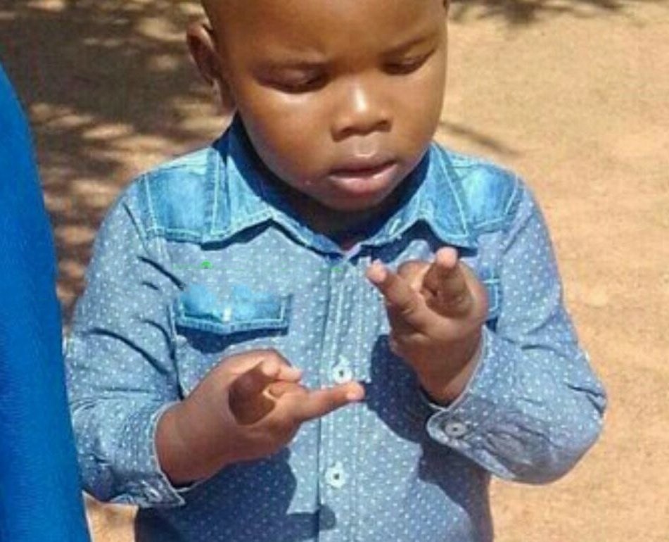 Yaani nikona 4 followers only
Mnifollow i follow back