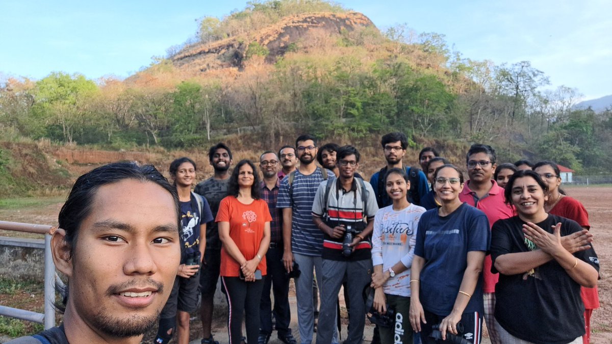 minivets's tweet photo. Birding at the beautiful @tvmiiser campus with @esi_tvm students and faculty today morning.
4 lifers for me and a strange overwhelming maternal feeling meeting @tarunyumnam and @JetLite02 from @lab_behavioural ❣️❣️
#BirdLove
#ExStudents
#FSBIO2023 https://t.co/hSu2LEvgMt