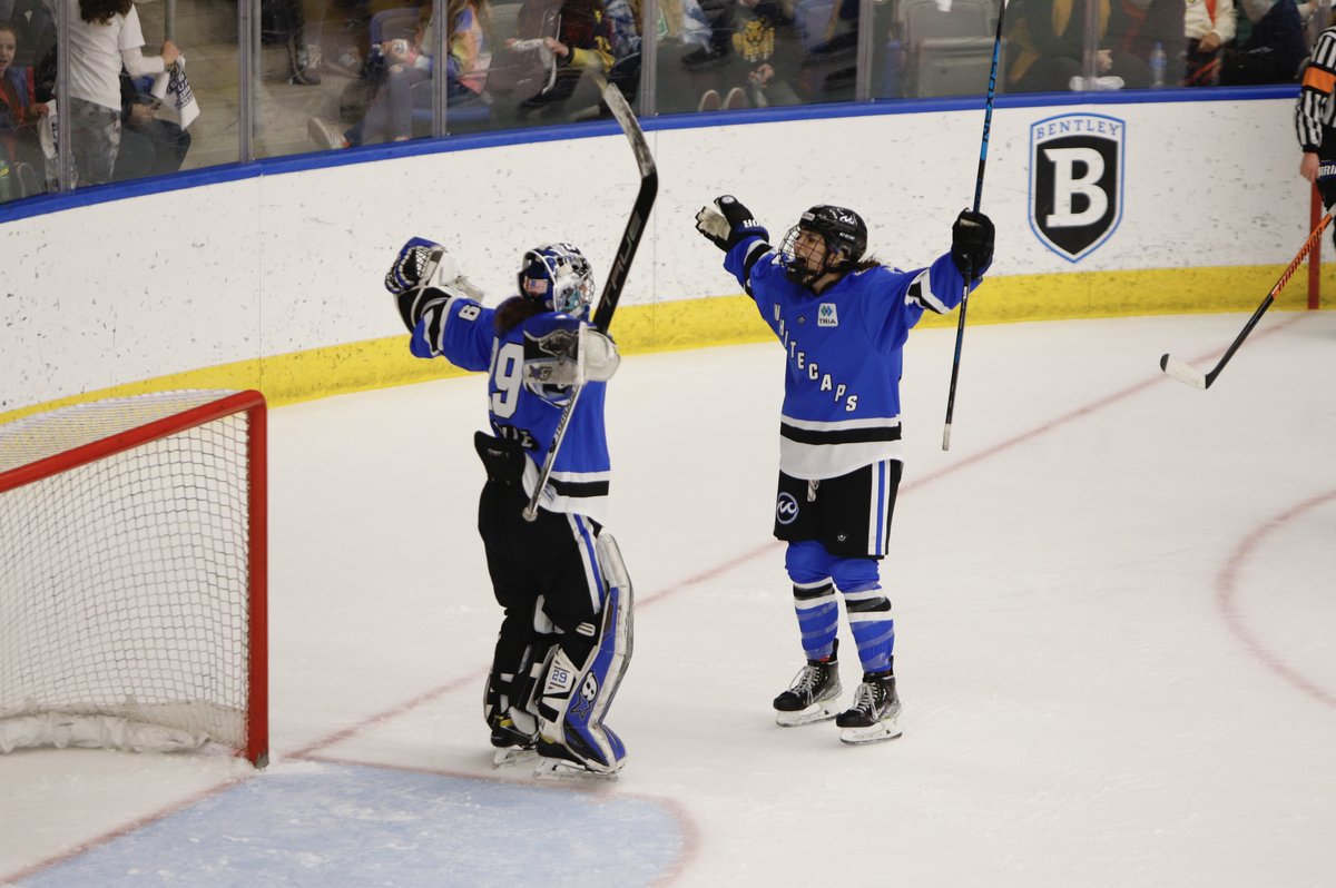 WhitecapsHockey's tweet photo. Nothin' like sweeping the defending champs in their own backyard.

📸: @kaylashiao https://t.co/Ah8FNTiliw