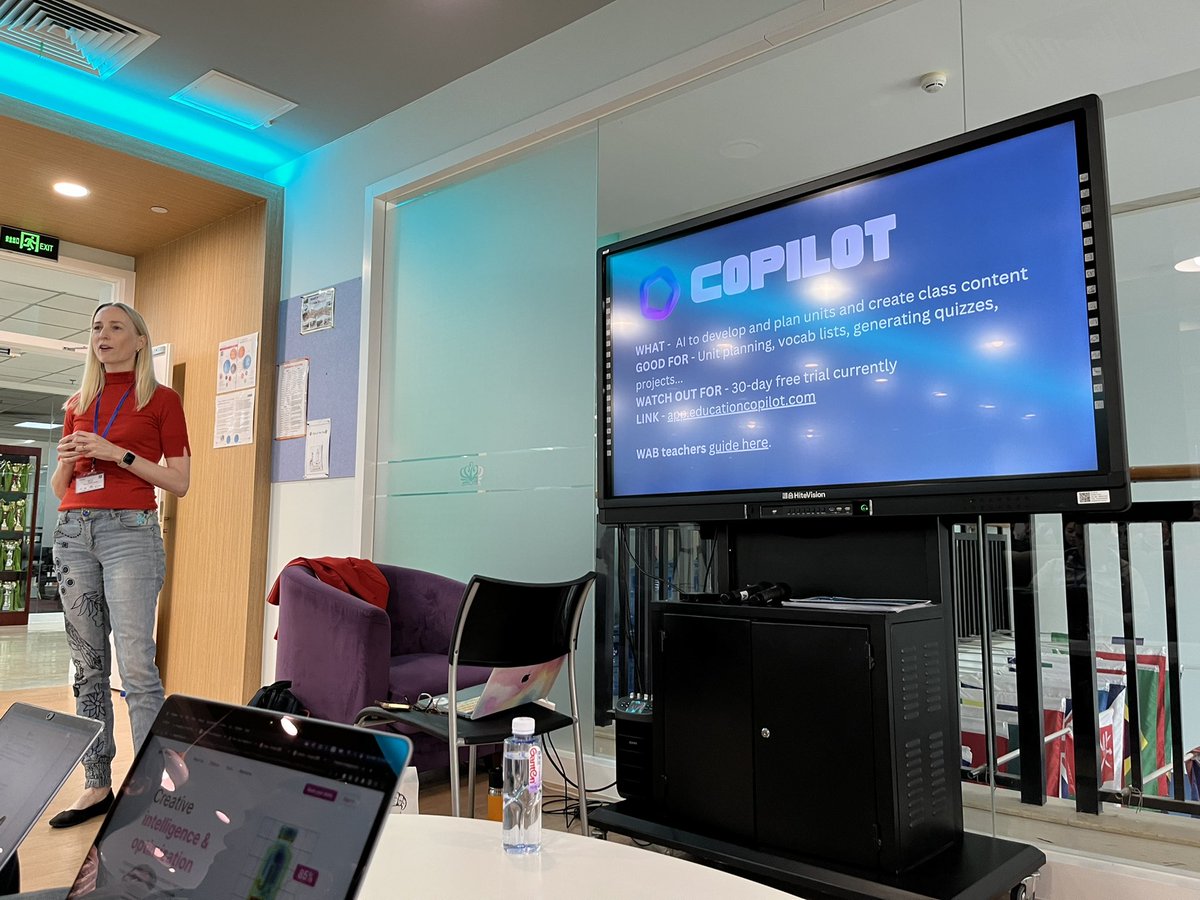 ameliaktech's tweet image. Loving the AI tools shared by @klbeasley and @jayeshaer during their session at #ACAMIStech. Nice to see tools that aren’t ChatGPT and that can be easily accessed by students and colleagues here in China!