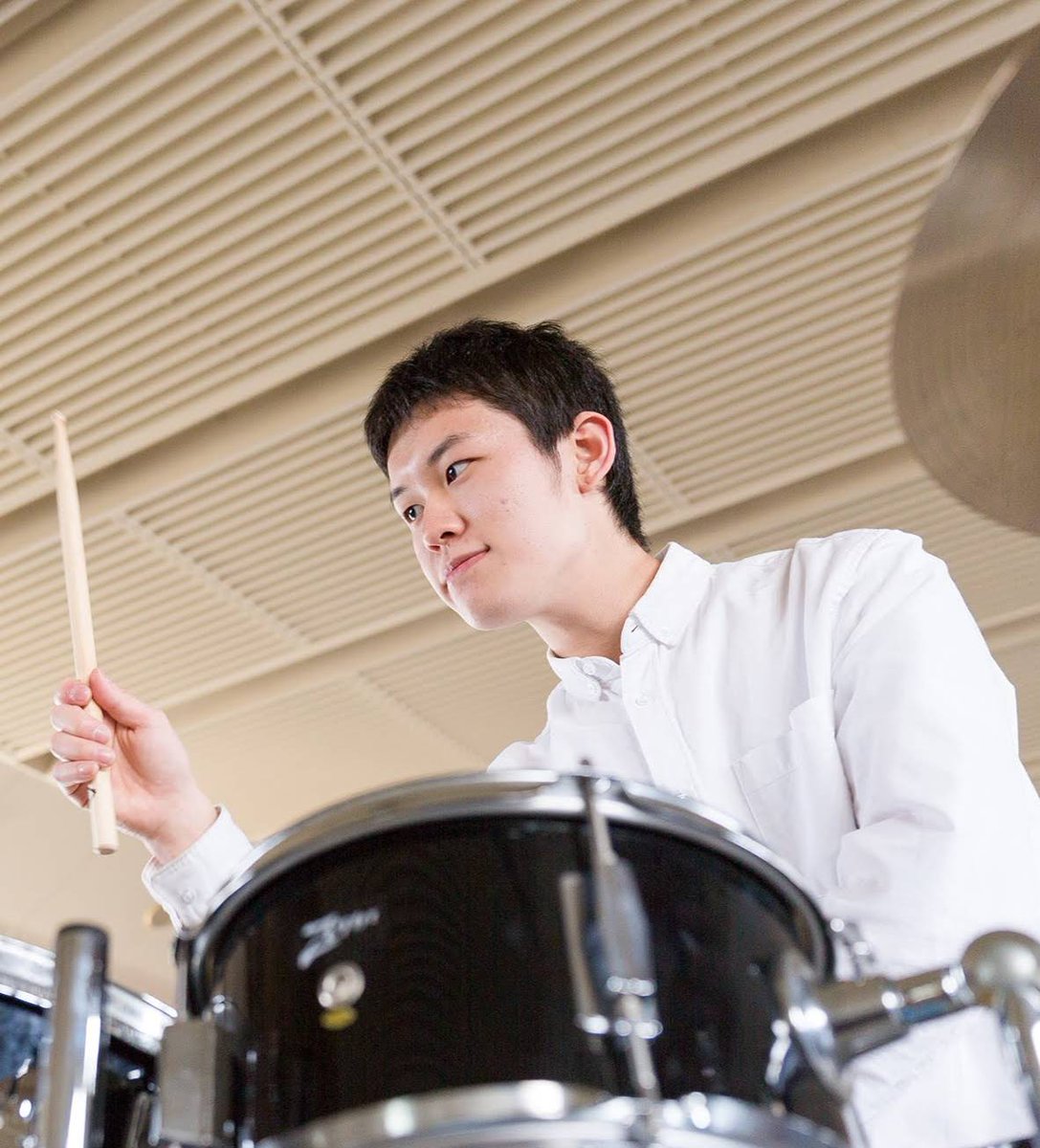 bbpinformation's tweet photo. ①田畑洸貴
②今回で2回目の出演になります。今回のプログラムは打楽器の迫力、魅力が沢山ありますので、これまでの日常を吹き飛ばせるような内容になっていると思います!頑張っていきます💪
③仕事の旅先で地酒を買って飲み比べています🍶目指せ全国制覇!
#BBP6 https://t.co/B0VlBdl7k4