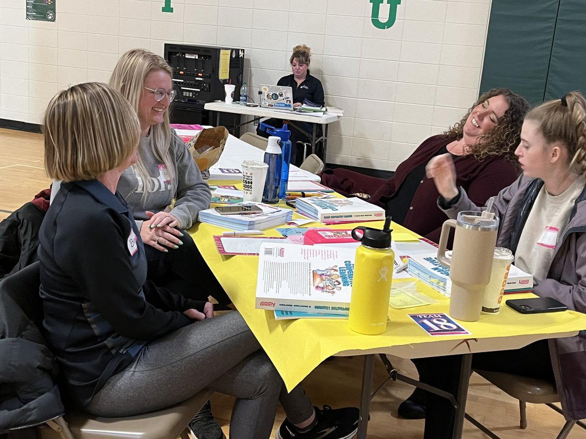 Who says learning isn’t fun?!?! Look at those smiles. And I know their students’ faces will have the same big grins with all the great strategies these Sioux City teachers are bringing back to their classrooms!
#engaged <a href="/KaganOnline/">Kagan Publishing & Professional Development</a>