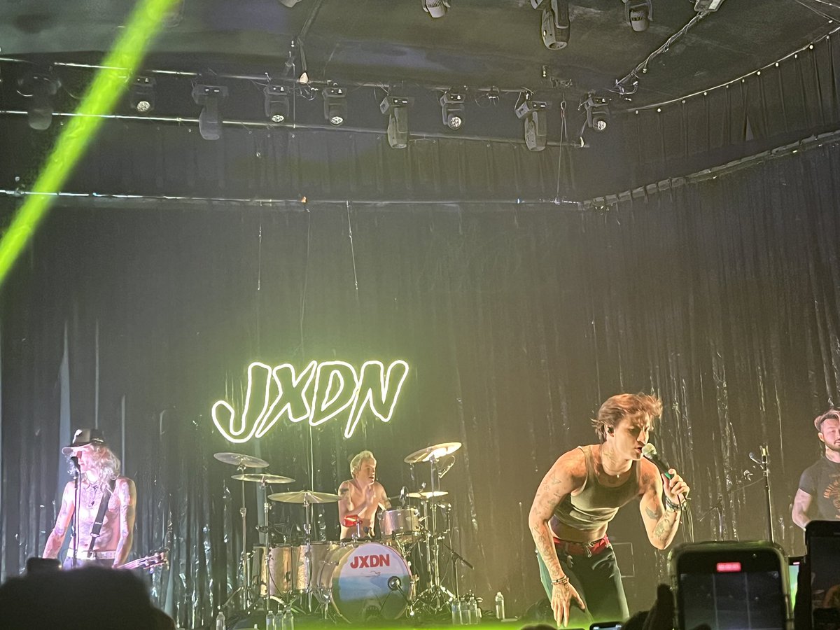 savanna_h27's tweet image. #jxdnBuffalo @jxdn concert was absolutely phenomenal still can’t stop thinking about it. i’ll probably be posing videos and pictures for like the next week tbh but @jxdn you absolutely slayed yesterday 💜