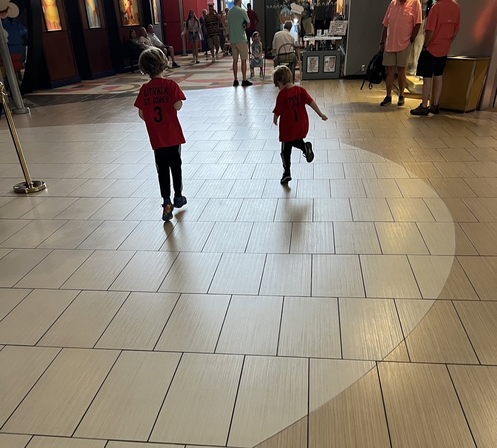 Brian Litvack tweet media