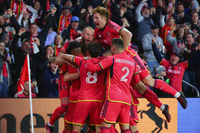 tombogert's tweet photo. St. Louis City SC now officially are off to the best start to an expansion season in MLS history.

No other expansion club have started a perfect 4-0-0 in their first four games. Only the fifth team in MLS (non-shootout) history to start the season with four straight wins. https://t.co/1V8IXPHT0X