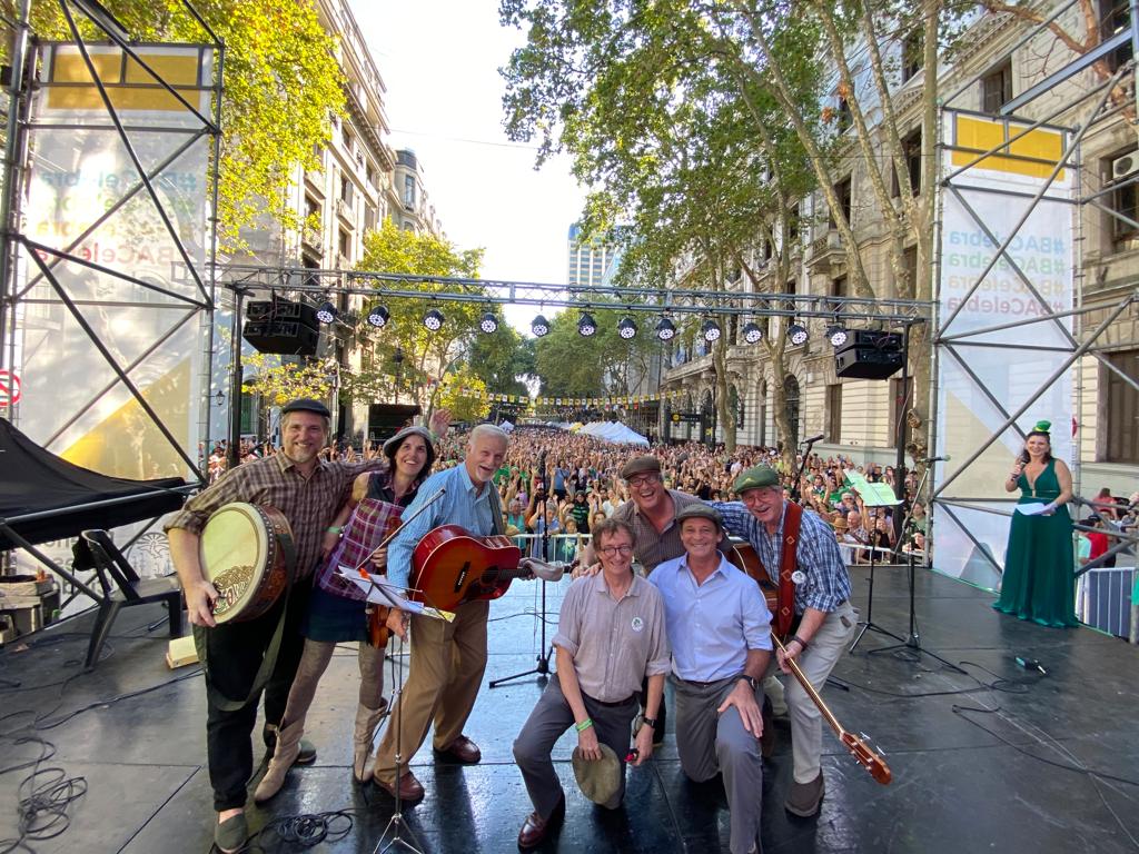 TheBAKings's tweet photo. Buenos Aires Celebra Irlanda, hoy Sábado por la tarde /Buenos Aires Celebrates Irland, this Saturday afternoon https://t.co/DmNgjEHarY