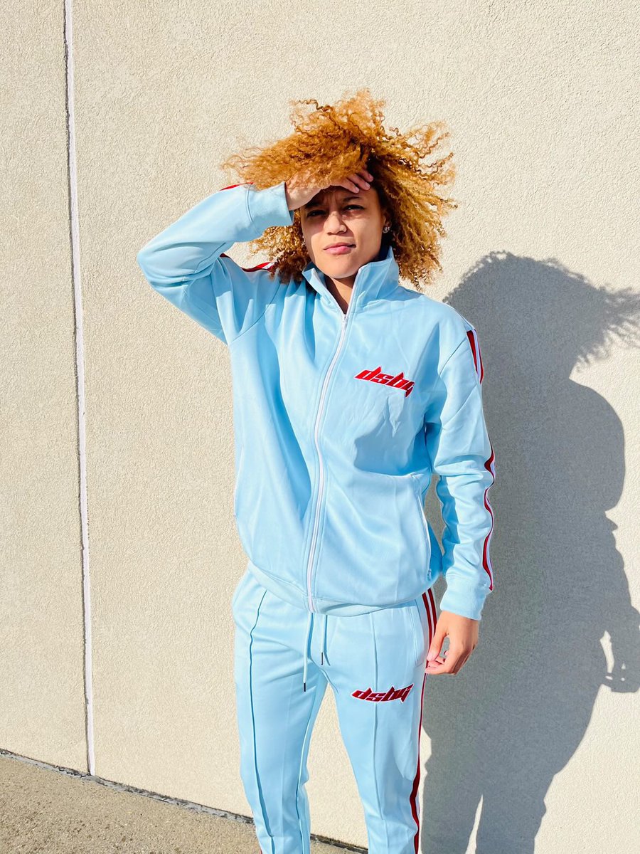 DSBG48's tweet photo. SO I C C C Y Y Y Y 🥶❄️🎯
#DSBG
#Tracksuits 
#DontSettleBeGreat
LINK: https://t.co/ZiMKVIBjvE https://t.co/73KDnq5HZp