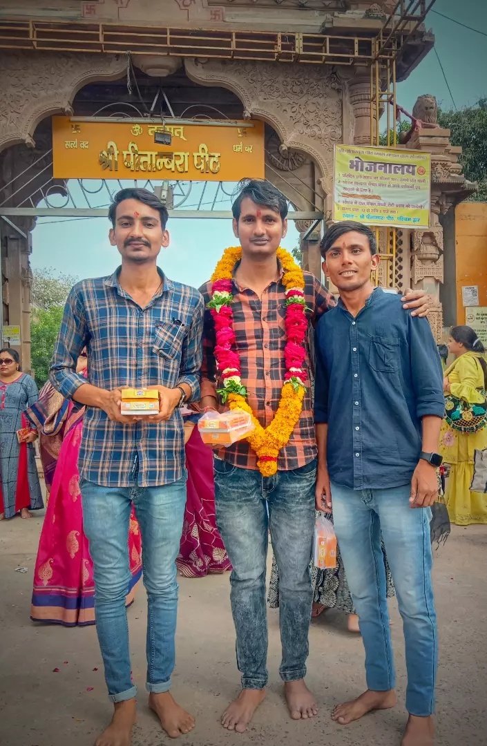 YogeshP_INC's tweet image. कृपा हो माई की,
फिर चिंता कायकी ।❤️🙏
.
.
.
.
#pitambrapeethdatia #twitterpost #Twitter #Dholpur #datia #धौलपुर